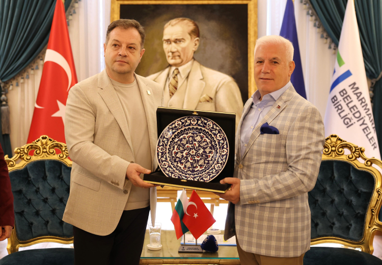 Kardeş şehir Tırnova’dan Başkan Bozbey’e ziyaret