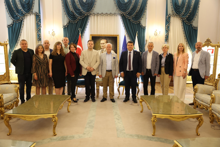 Kardeş şehir Tırnova’dan Başkan Bozbey’e ziyaret