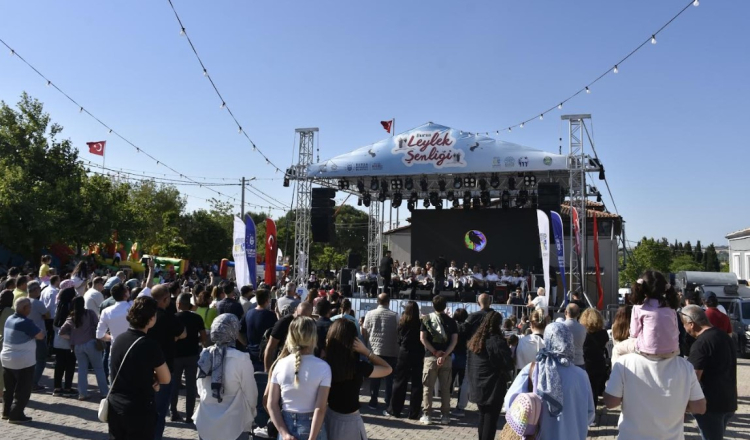 Karacabey Belediyesi’nin Ritim Atölyesi göz dolduruyor