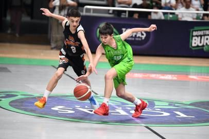 TOFAŞ U12 MİNİK A TAKIMI BURSA ŞAMPİYONU