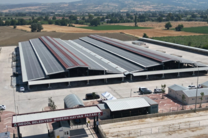 İnegöl Belediyesi’nin elektrik faturası sıfırlandı “Enerjisi artık güneşten”