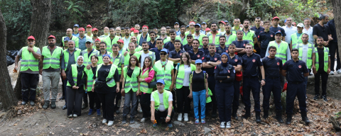 Bursa'da temizlik harekatı sürüyor