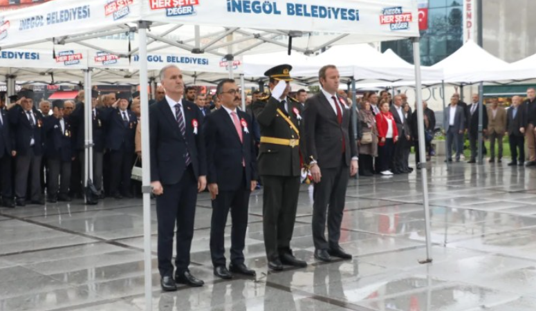 29 Ekim Cumhuriyet Bayramı’nın 102. yıldönümü kutlamaları, bugün 13.00’da Atatürk