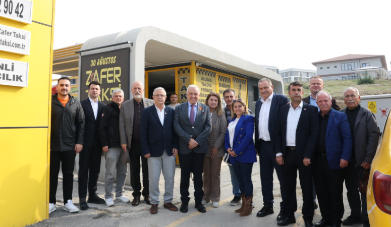 Nilüfer Belediye Başkanı Şadi Özdemir, "Şadi Başkan Mahallende Söz Sende"