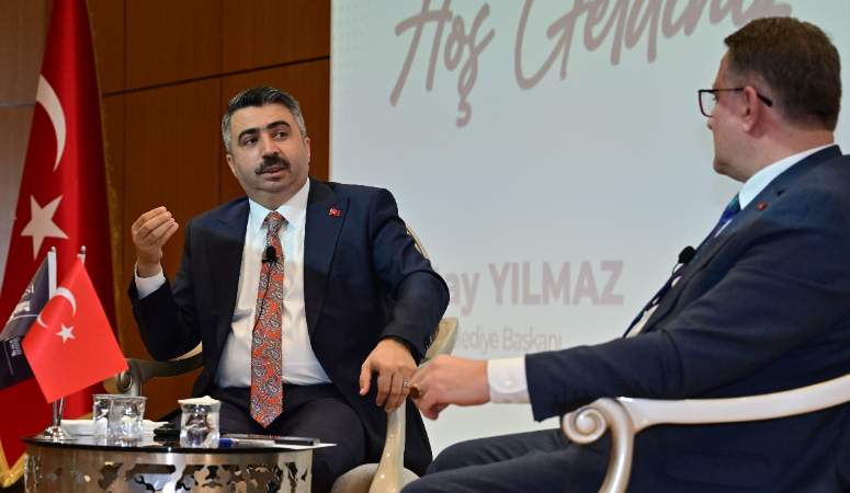 Yıldırım Belediye Başkanı Oktay Yılmaz, Mudanya Belediyesi’nin düzenlediği ‘Tecrübe Konuşuyor’