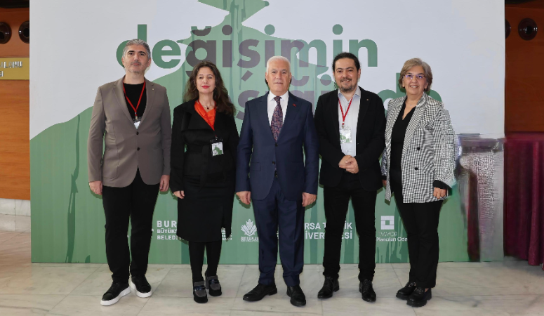 Şehirlerin değişim ve dönüşüm süreçlerine yön verecek fikirlerin tartışıldığı Dünya