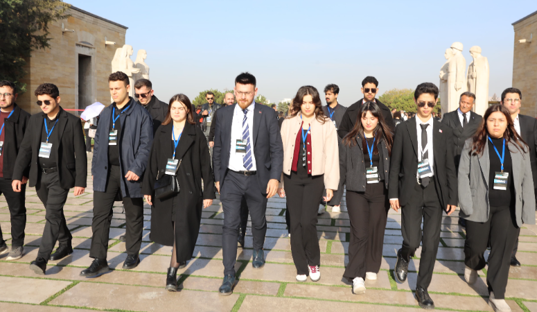 Ulu Önder Mustafa Kemal Atatürk’ün “Bütün ümidim gençliktedir” ifadesinde vurguladığı