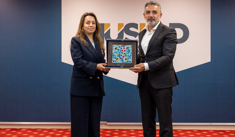 Müstakil Sanayici ve İşadamları Derneği (MÜSİAD) Bursa Şubesi'nin "Müstakil Düşünceler