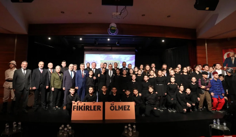 Ulu Önder Mustafa Kemal Atatürk, ölümünün 87. yıldönümünde bugün tüm