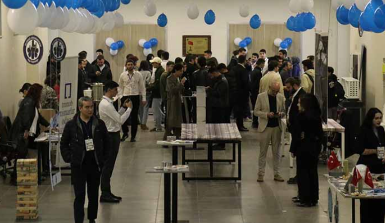Bursa Uludağ Üniversitesi Yapı Topluluğu tarafından düzenlenen “3.Sektörle Buluşma” etkinliği