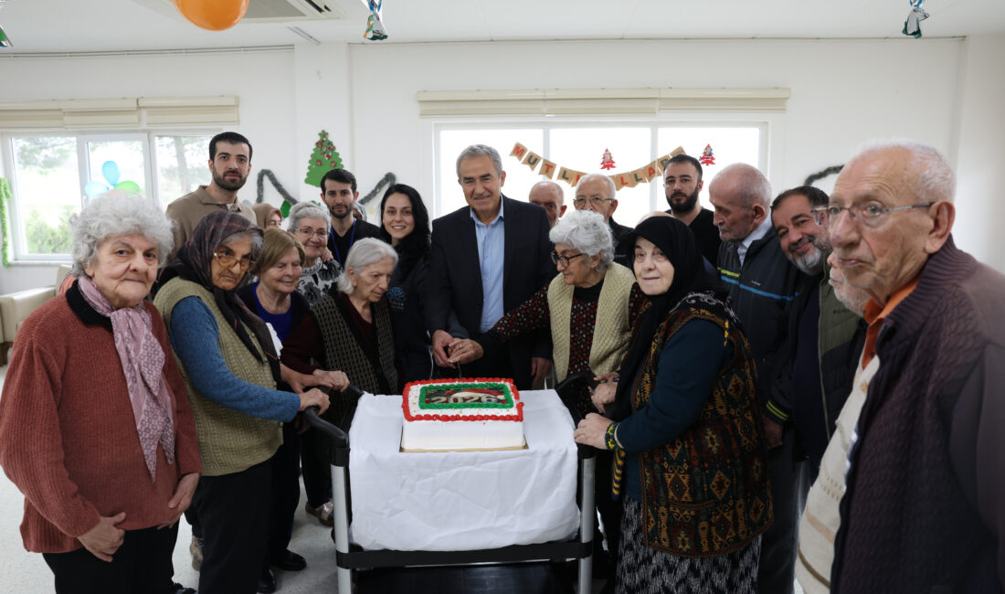 Nilüfer Belediyesi’ne bağlı huzurevleri ve Alzheimer Hasta Konuk Evi’nde düzenlenen