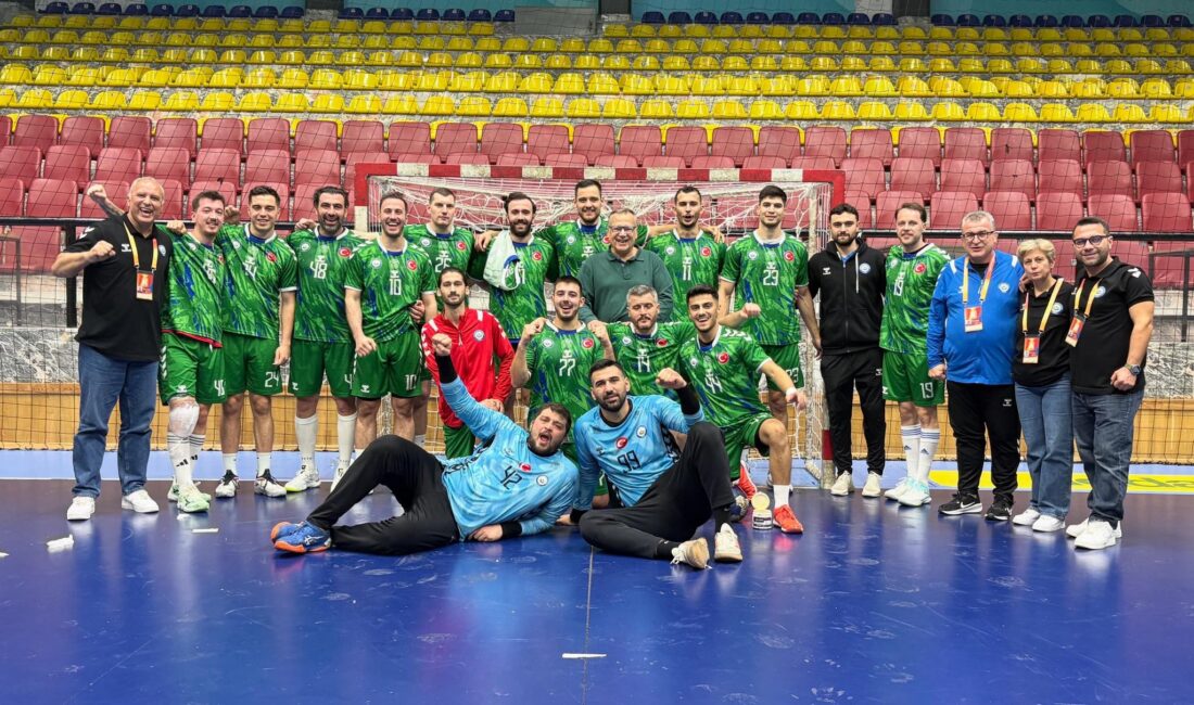 Hentbol Erkekler Süper Ligi’nde mücadele eden Nilüfer Belediyespor, Beykoz Belediyespor