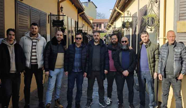 Bursa Büyükşehir Belediyesi, Türk Hava Yolları (THY) sponsorluğunda Cezayirli seyahat