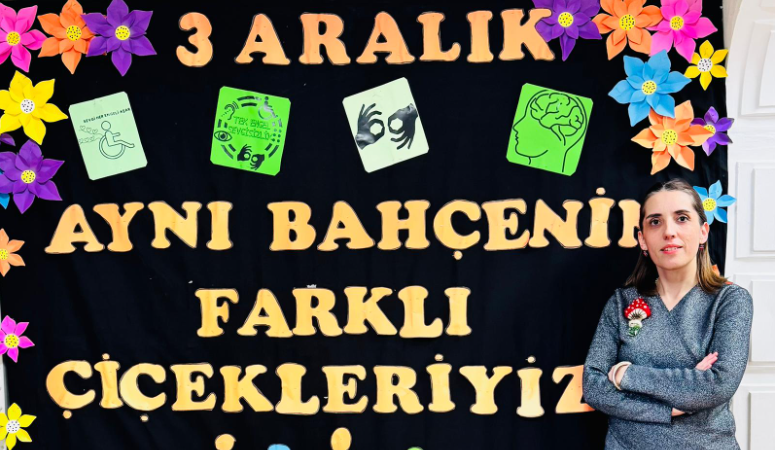 Bursa’da düzenlenen Dünya Engelliler Günü etkinliğinde özel eğitim uzmanları ve