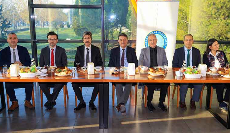 Üniversitenin geliştirilmesi ve çok daha nitelikli eğitim-öğretim hizmeti verebilmesi amacıyla