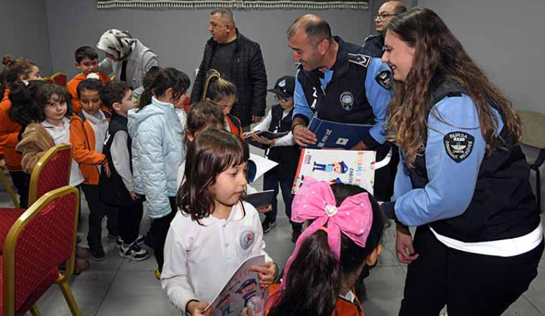 Eğitim faaliyetlerini hız kesmeden sürdüren Osmangazi Belediyesi, öğrenciler için hem