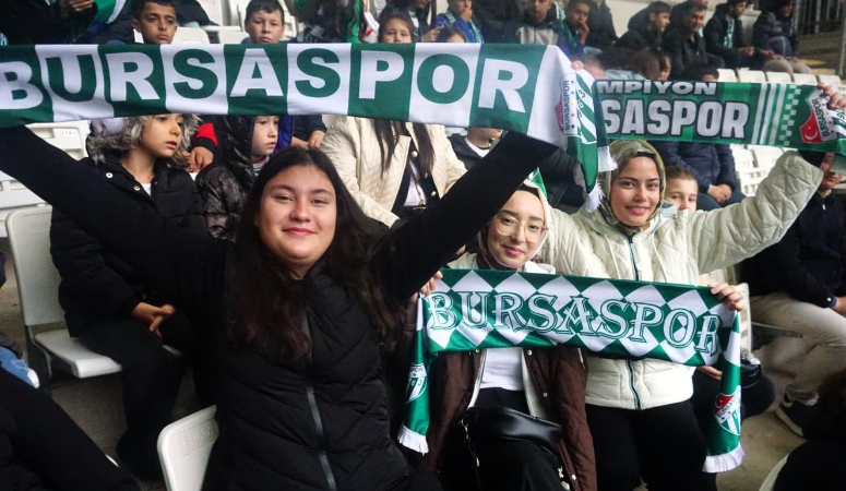 Osmangazi Belediyesi, Bursaspor sevgisini gelecek nesillere aktarmak amacıyla hayatında maçı