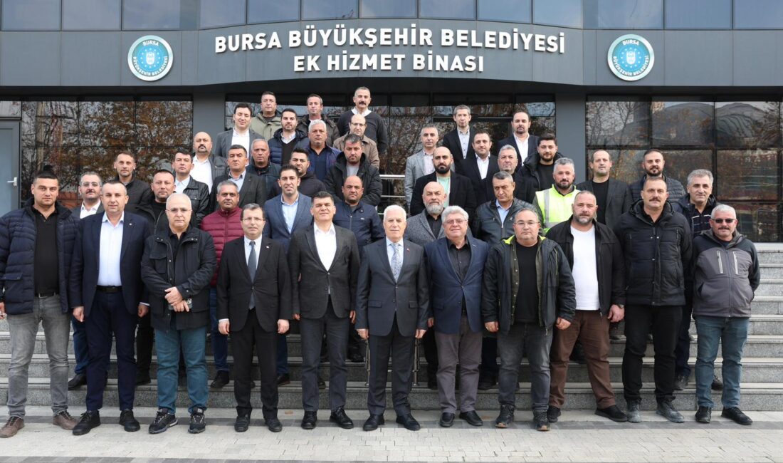 Bursa Büyükşehir Belediye Başkanı Mustafa Bozbey, kentin dört bir yanında