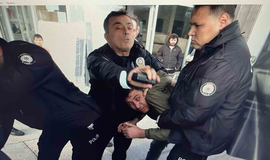 Bursa Büyükşehir Belediye Başkanı Mustafa Bozbey’e yönelik fiziki saldırı girişiminde