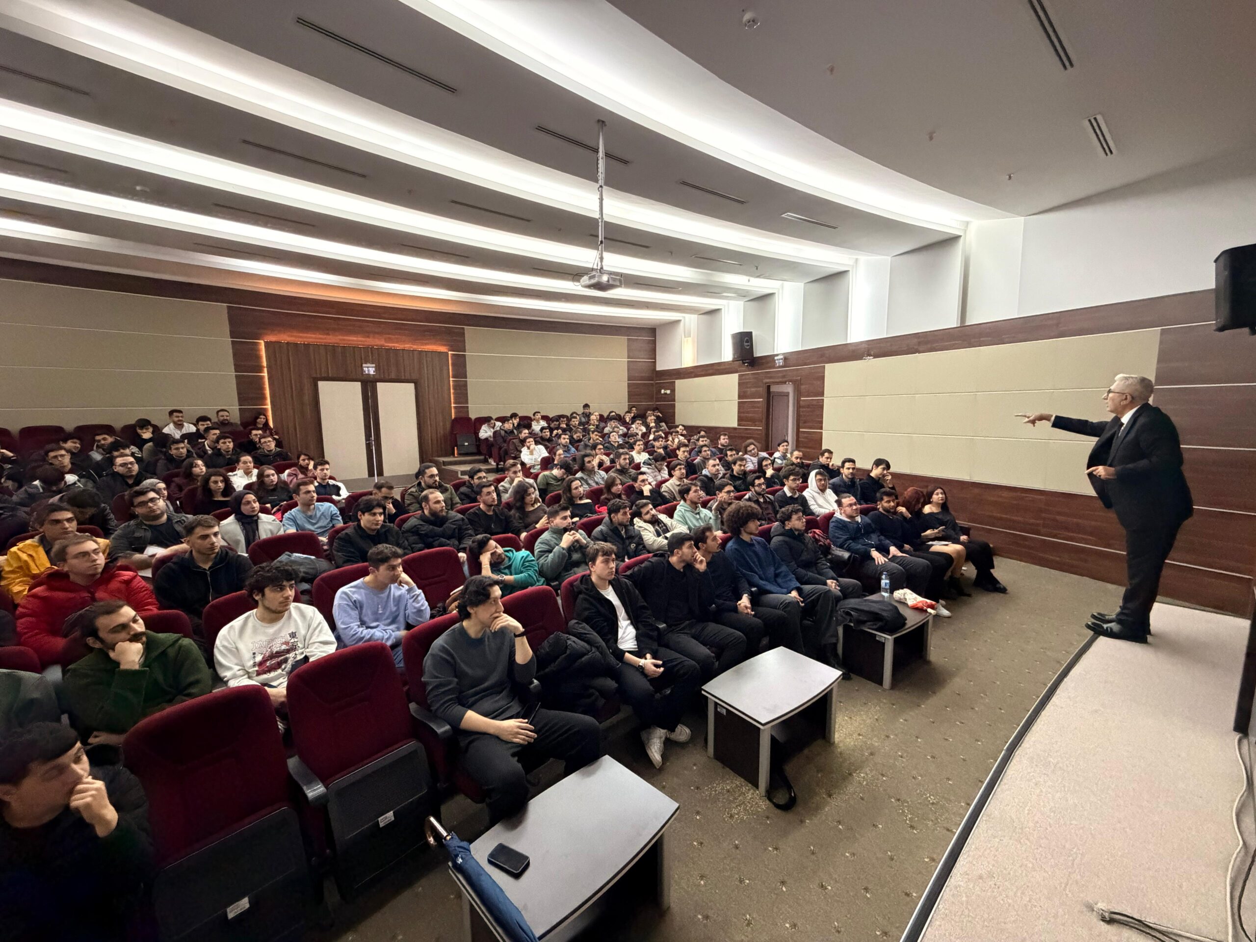 Bursa’da yangın güvenliği konusunda önemli çalışmalar yürüten Bursa Büyükşehir Belediyesi,