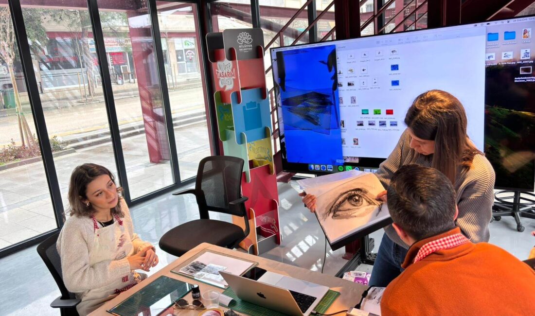 Nilüfer Belediyesi’nin düzenlediği “Depoda Sanat Var” programı, sanatseverleri deneysel üretim