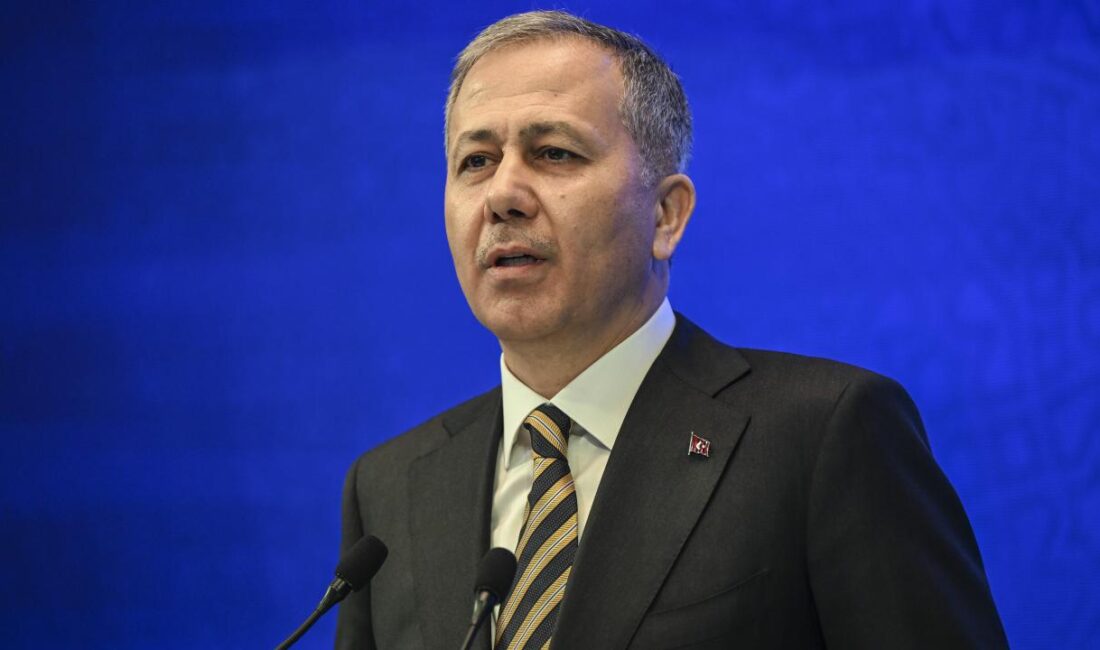 İçişleri Bakanı Ali Yerlikaya, bugün sabah Jandarma tarafından Diyarbakır ve