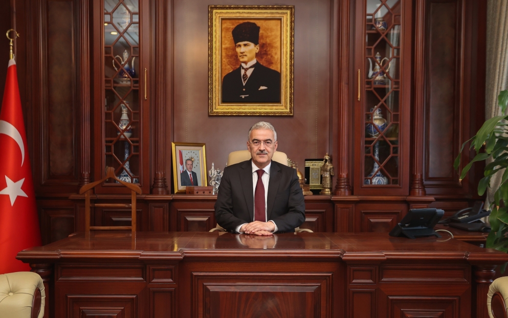 Bursa Valisi Erol Ayyıldız, Miraç Kandili dolayısıyla yayımladığı mesajda, bu