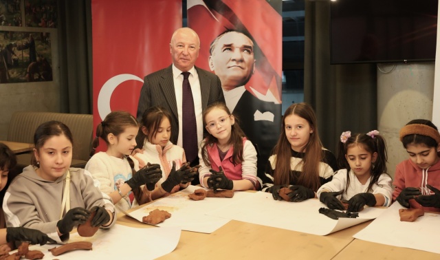 Osmangazi Belediyesi, çocukların tarihe olan ilgisini artırmak ve bilinçli bireyler