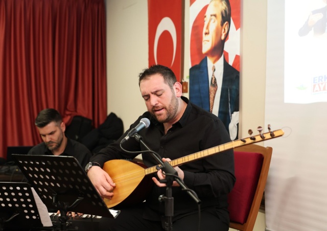 Kadın ağzıyla söylenen, kadın konulu ve kadının duygularını yansıtan Anadolu