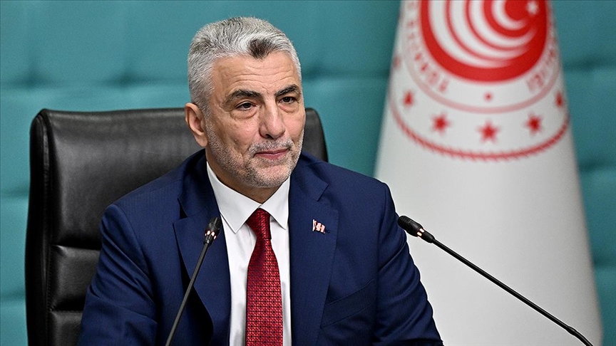Ticaret Bakanı Ömer Bolat, Uluslararası İstanbul Mobilya Fuarı’nın açılışında Türk
