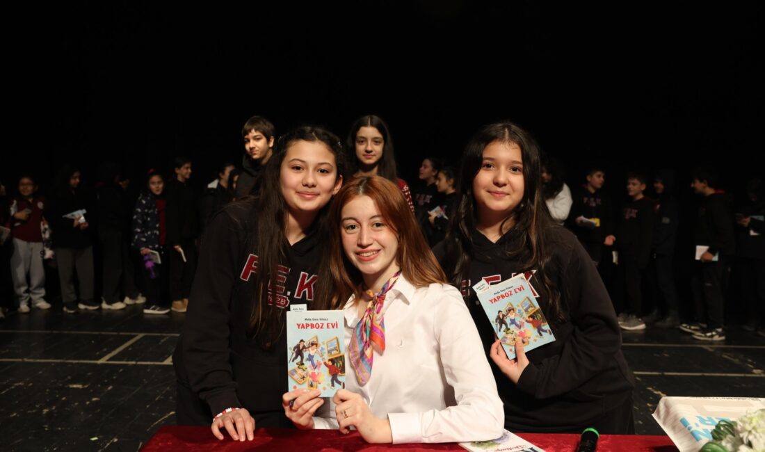 Nilüfer Belediyesi’nin düzenlediği “Çocuklara Kitap Söyleşileri”nin konuğu Melis Sena Yılmaz