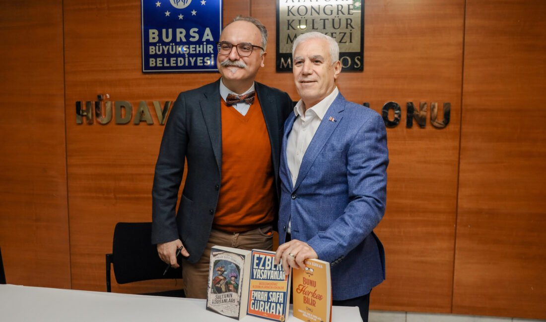 Bursa Büyükşehir Belediyesi’nin Bursa’nın Fethinin 700. yılı kutlamaları kapsamında düzenlediği