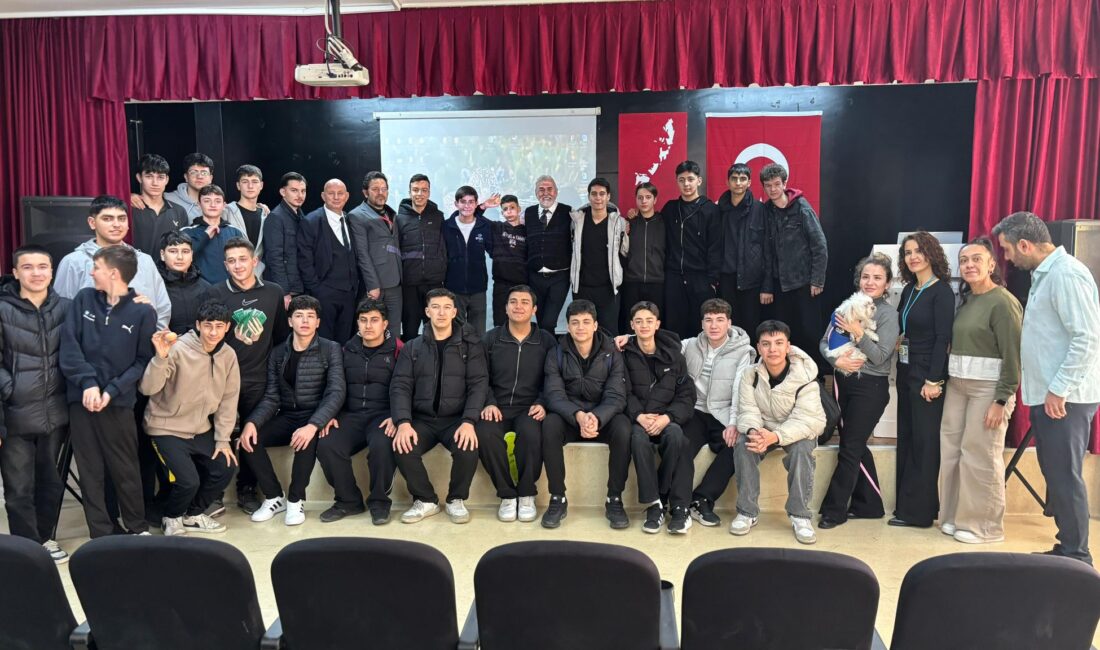 Minteks’in kurucusu Özkan İrman, Bursa’daki Veysel Karani Mesleki ve Teknik