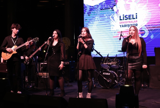 Osmangazi Belediyesi tarafından geleneksel hale getirilen ‘Liseli Orkestralar Yarışıyor’ yarışmasının