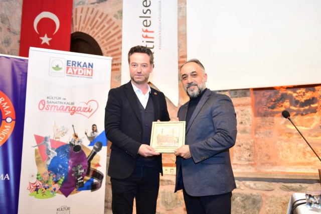 Osmangazi Belediyesi’nin düzenlediği ‘Felsefe Buluşmaları’ kapsamında Sosyolog Yazar Kemal Karadayı,