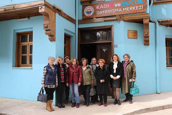 Gemlik Belediyesi Balıkpazarı Kadın ve Çocuk Dayanışma Merkezi, 8 Mart