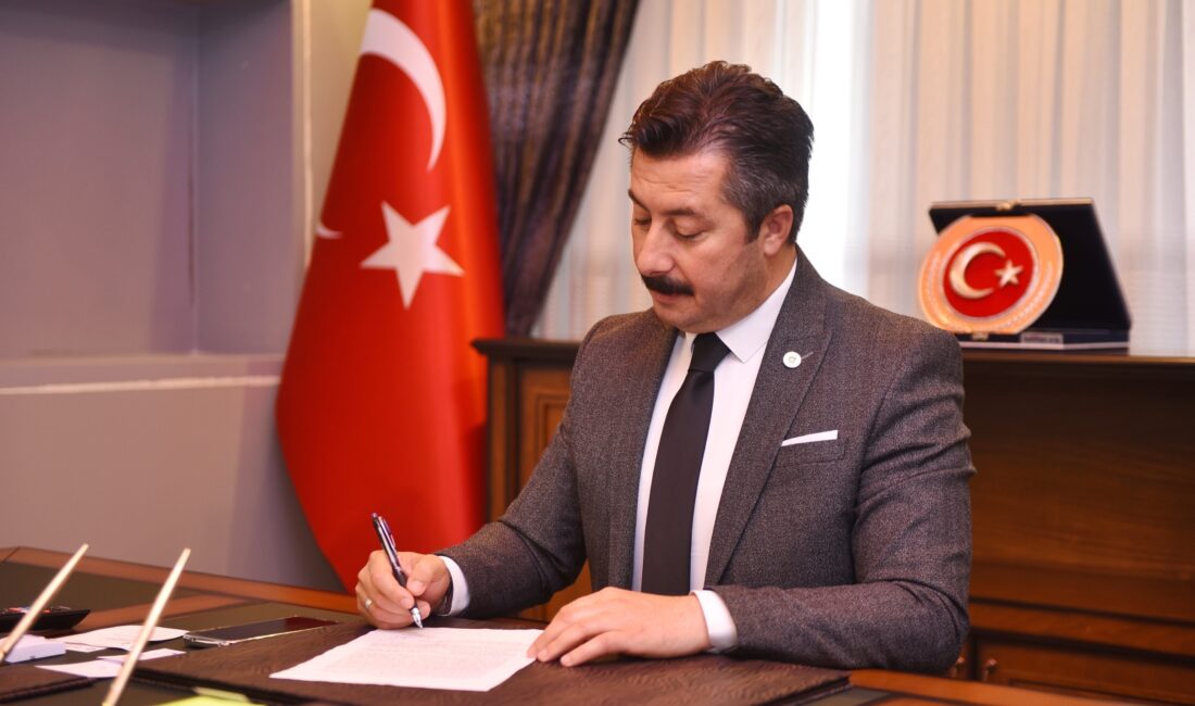 Yenişehir Belediye Başkanı Ercan Özel 12 Mart İstiklal Marşı’nın Kabulü