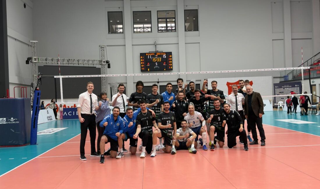  SMS Grup Efeler Ligi’nde mücadele eden Bursa Büyükşehir Belediyespor,