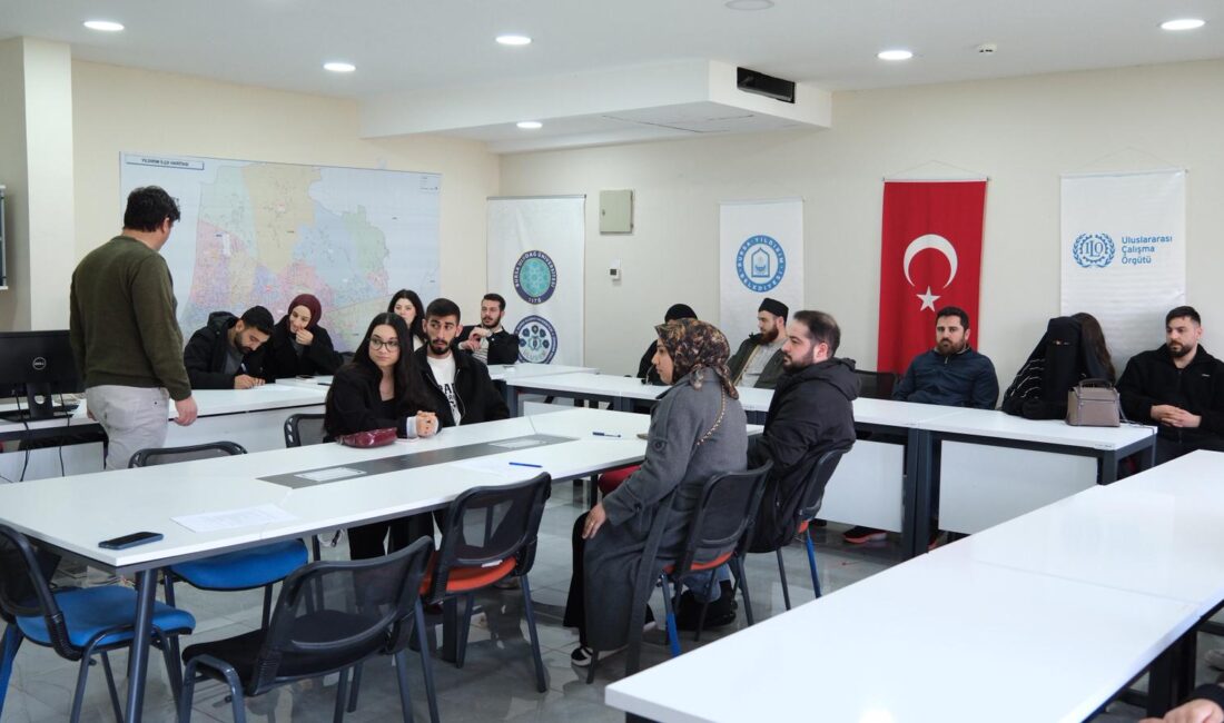 Yıldırım Belediyesi, evlilik hazırlığındaki çiftlere, aile kurumunun korunması adına eğitimlere