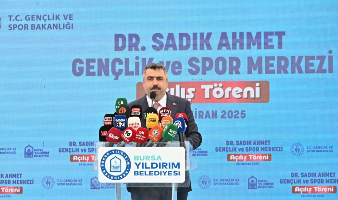 Spor alanındaki yatırım, proje ve başarılarıyla Bursa’ya örnek olan Yıldırım