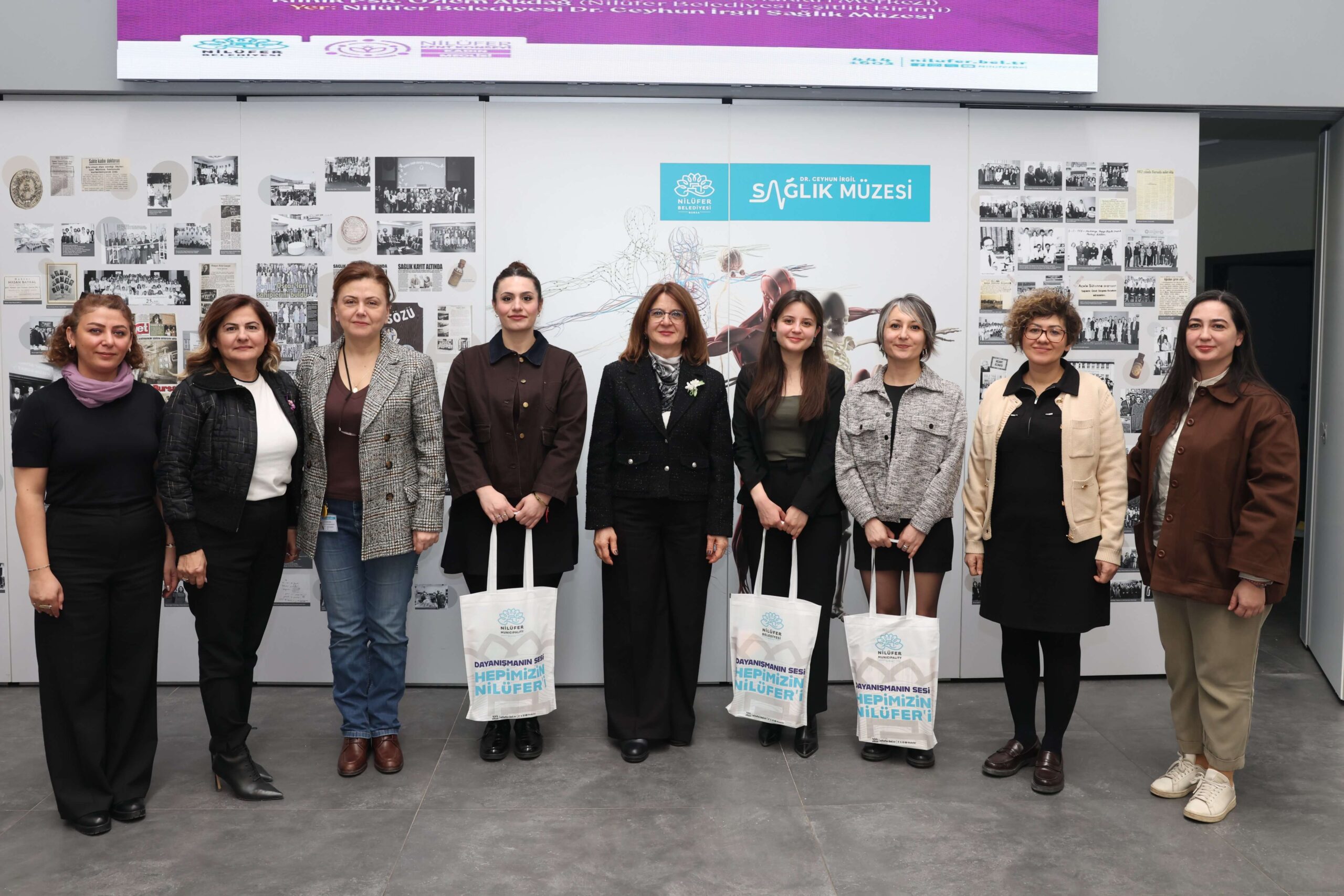 Nilüfer Belediyesi ve Nilüfer Kent Konseyi tarafından düzenlenen panelde, kadınların