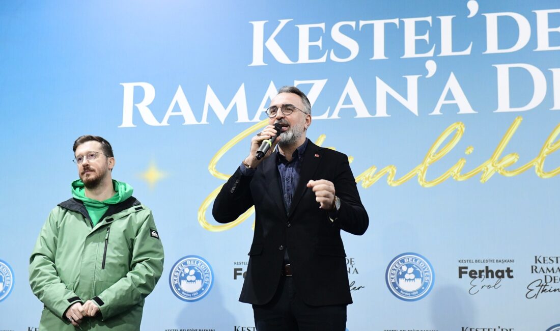 Kestel Belediye Başkanı Ferhat Erol, Ramazan Çocuk Etkinlikleri kapsamında düzenlenen