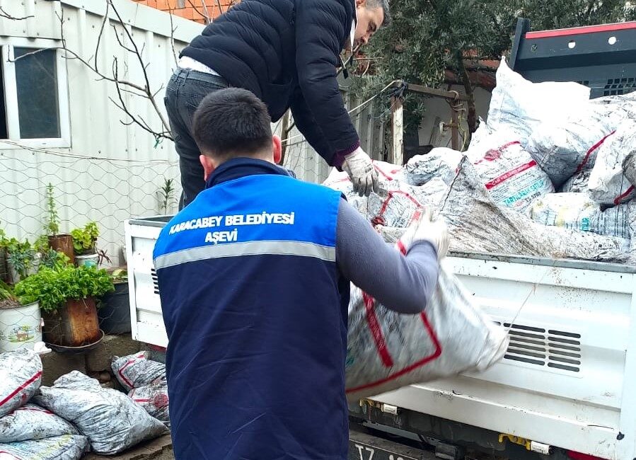 Karacabey Belediyesi Sosyal Hizmetler Müdürlüğü, son bir yıl içerisinde yürüttüğü