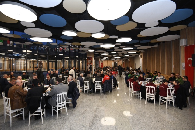 Osmangazi Belediyesi, amatör spor camiasını iftar programında ağırladı. Sporun birleştirici