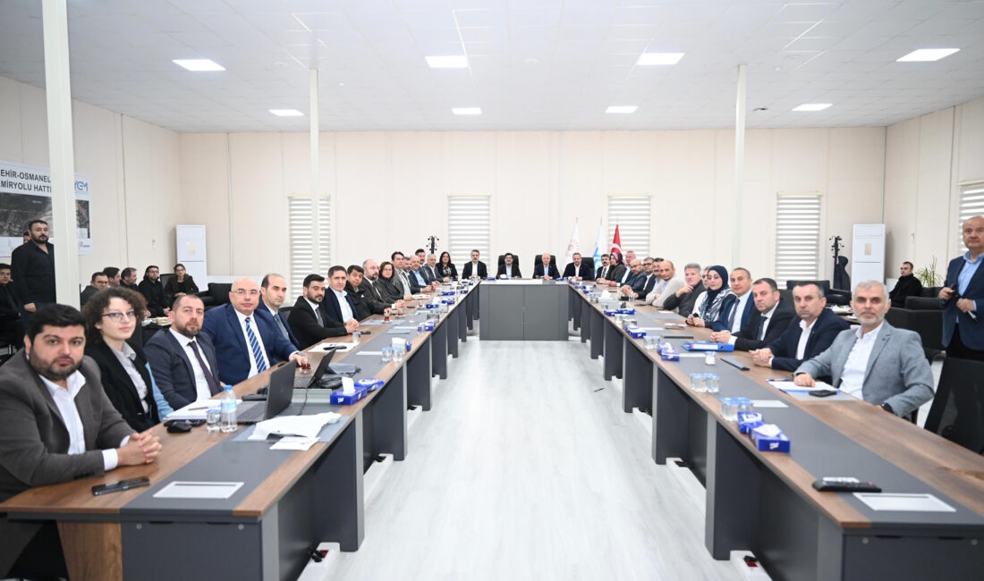 Bursa Büyükşehir Belediyesi Başkanvekili Şahin Biba, ulaşım alanında şehrin geleceğine