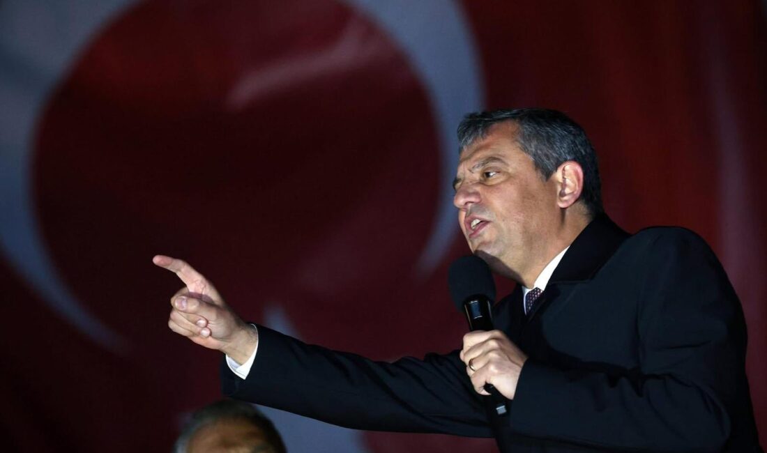 Bursa Büyükşehir Belediyesi’nin 17 ilçede hayata geçirdiği 29 proje, CHP