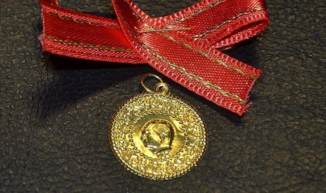 13 Nisan 2026 itibarıyla altın piyasasında hareketlilik devam ediyor. Küresel