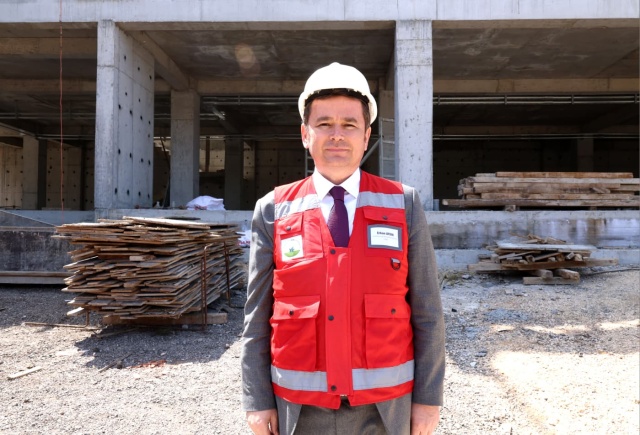 Osmangazi ilçesini modern, güvenli ve nitelikli kreşlerle donatarak geleceğin teminatı