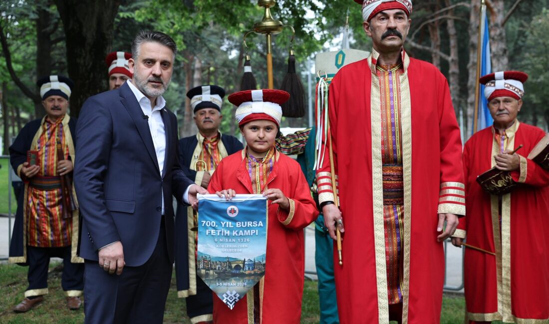 Bursa’nın fethinin 700. yılı etkinlikleri kapsamında düzenlenen Fetih Kampı, yüzlerce
