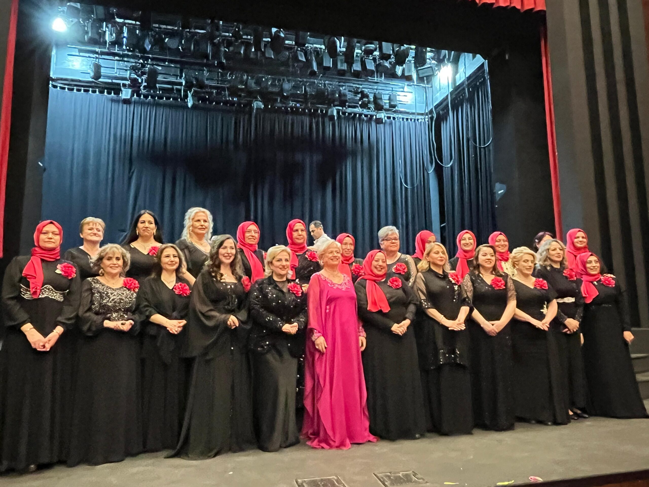 Türkiye'de ilk defa Bursa'da gönüllü şef Dr. Aysel Gürel tarafından